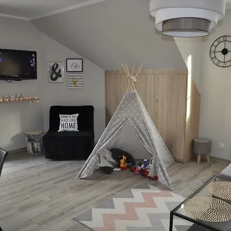 Lesne Wzgorze شكلارسكا بوريبا